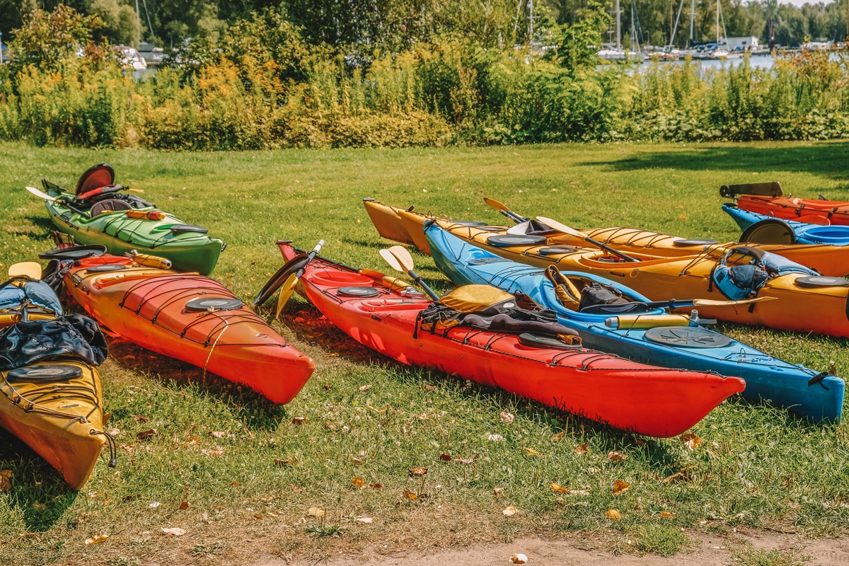 pros and cons of kayaks